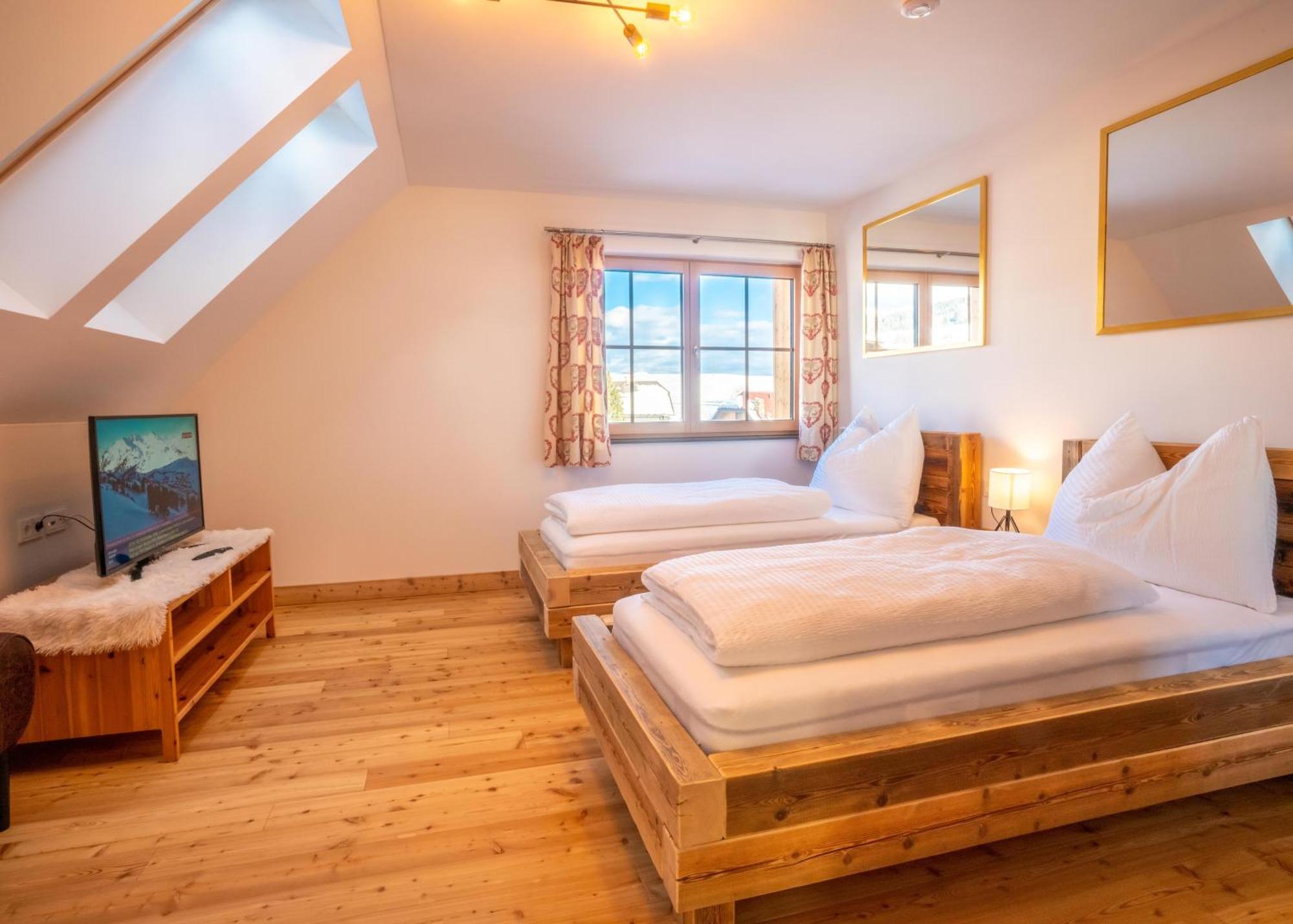 Schitter-Appartements Mauterndorf  Buitenkant foto